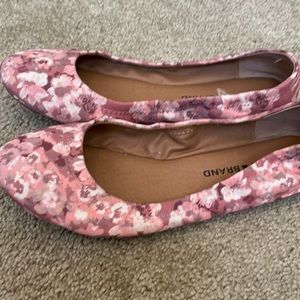 Lucky brand floral ballerina slipper shoe 7.5 womens